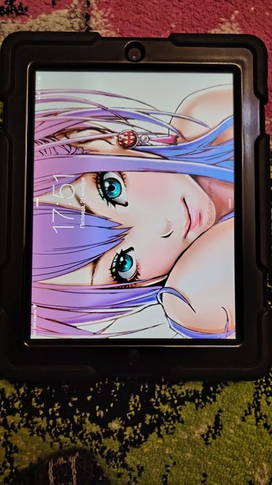 Продам ipad 4 в хорошем состоянии