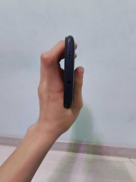 Poco m3   128gb karobka dakument bor