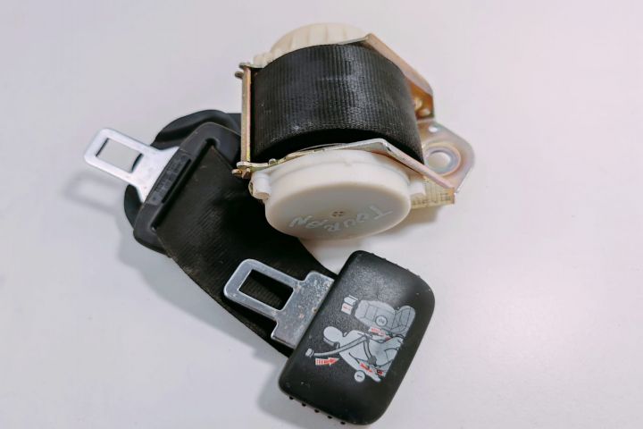 Centura de Siguranta  dreapta spate 1T0857812C Volkswagen VW Touran p