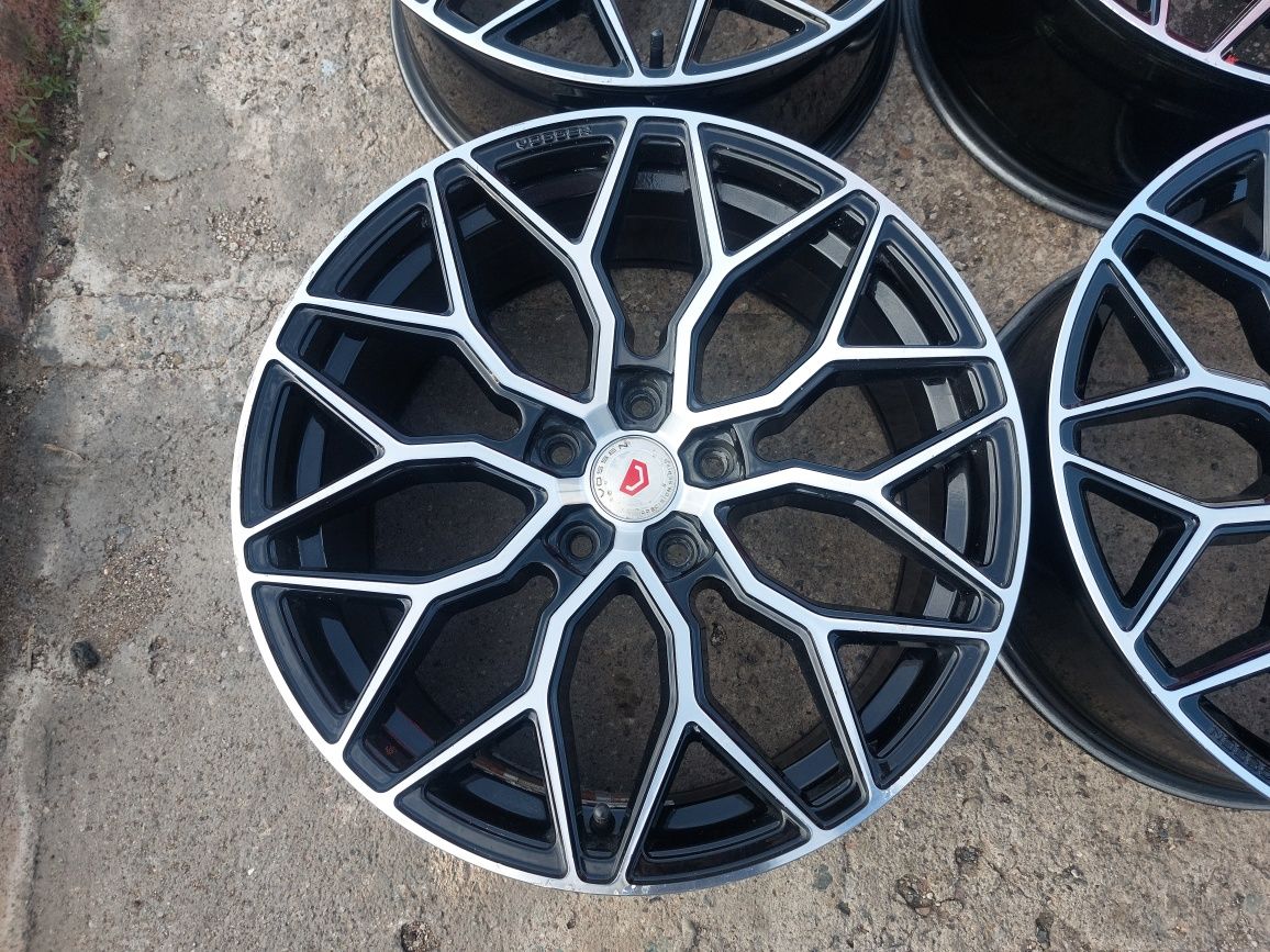 Шины 235/45/18 диски 18 114.3/5 диски на 18  vossen