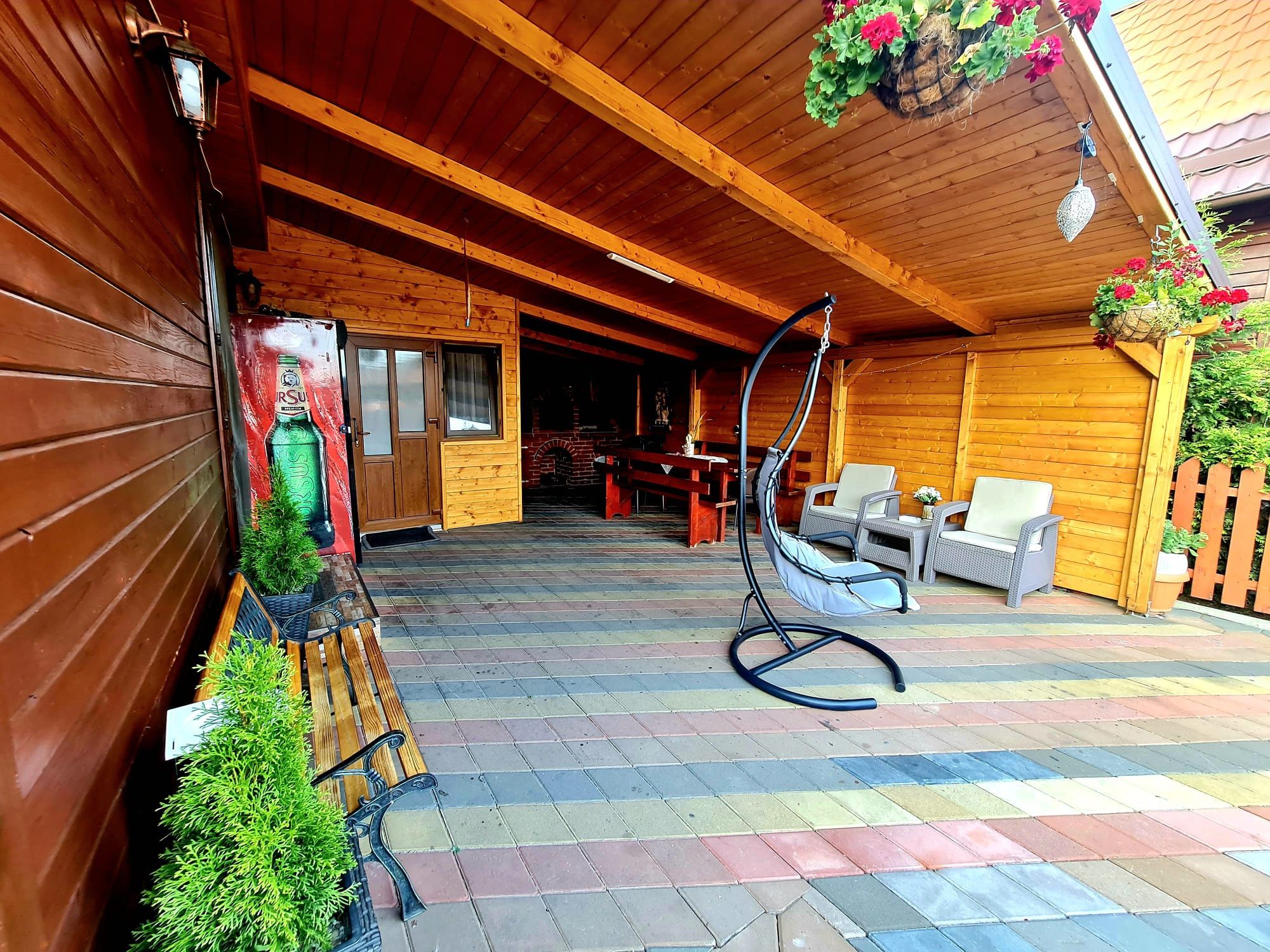 Cabana Tony Baile Figa BN cu ciubar acoperit și jacuzzi disponibilă