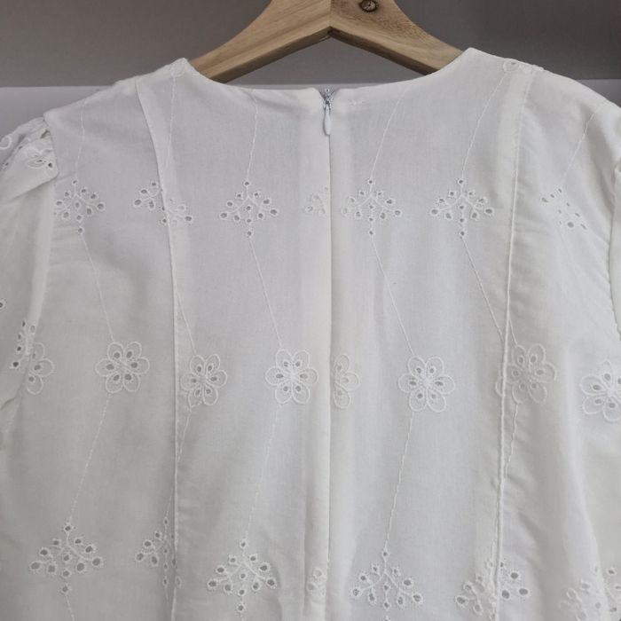 Rochita fetite 14-15 ani