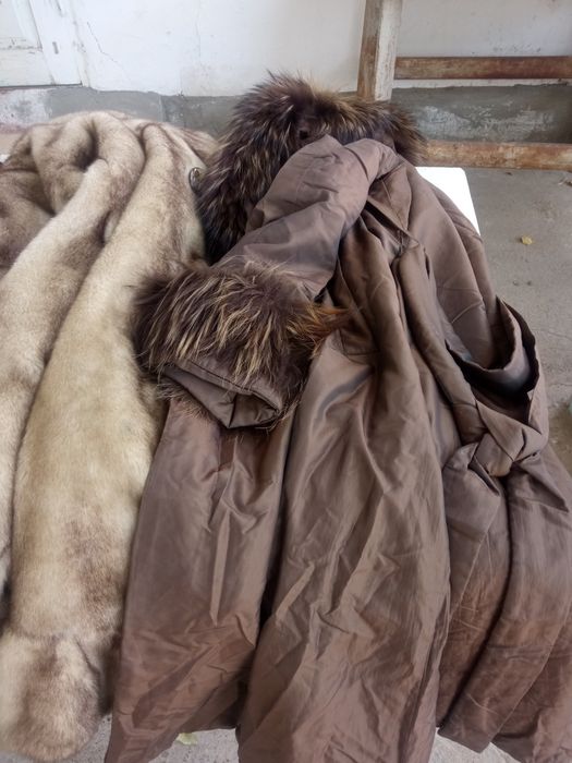 Женская одежда  ..