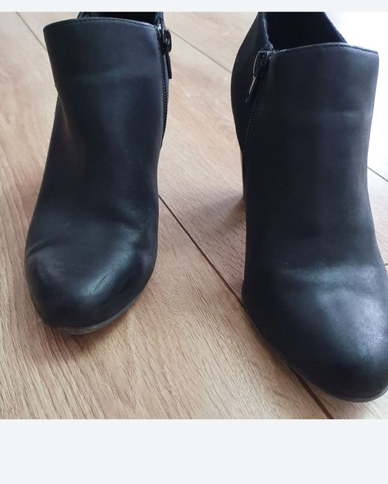 Botine cu toc, marimea 37, transport 5 lei
