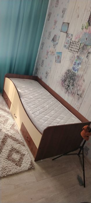 Продам кровать 1.5
