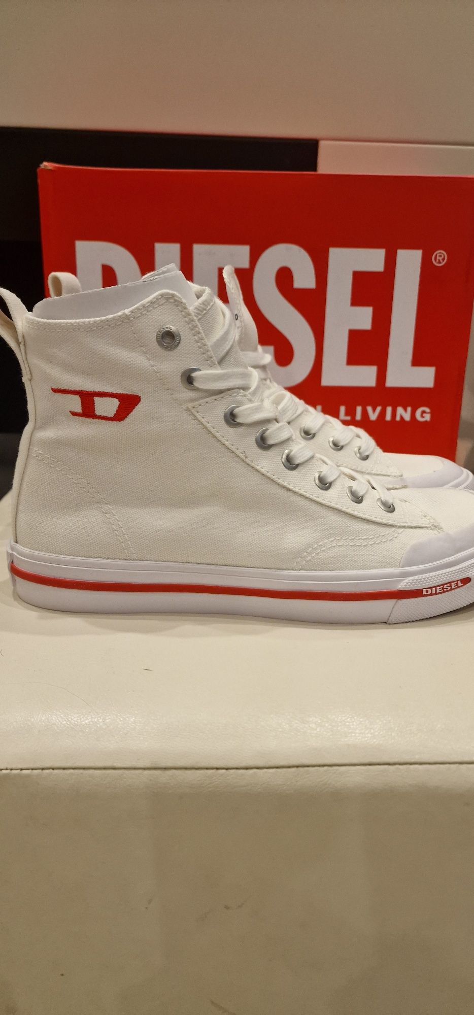 Дамски кецове Disel,38 номер