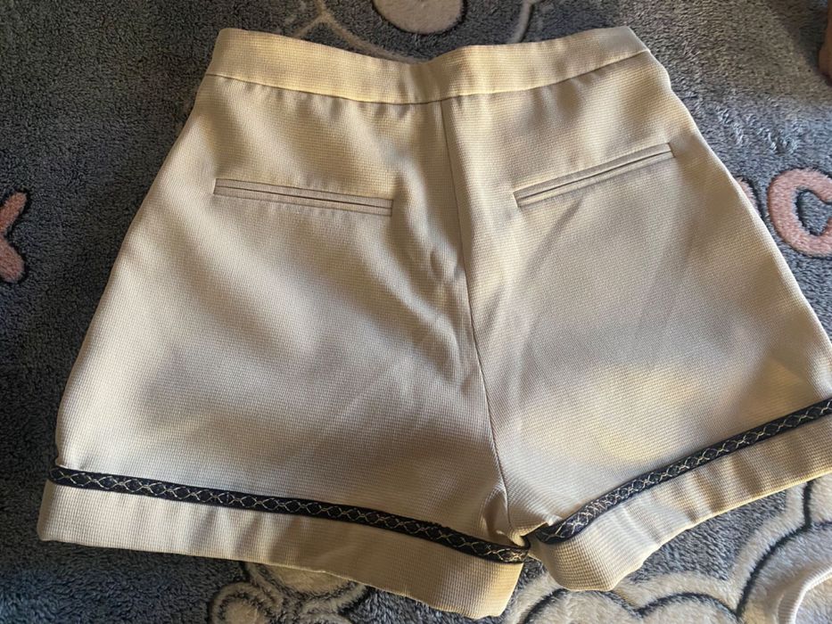 Къси панталонки Alessa XS 50 лв