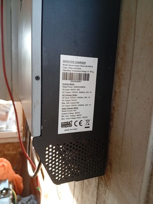 baterii si invertor fotovoltaice