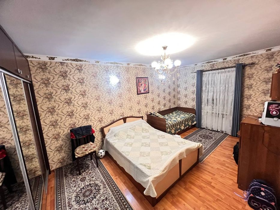 Трёхкомнатная на 2 этаже! м Шахристан, 84м2, срочно