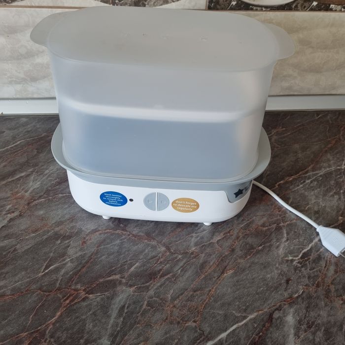 Sterilizator Tommee Tippee