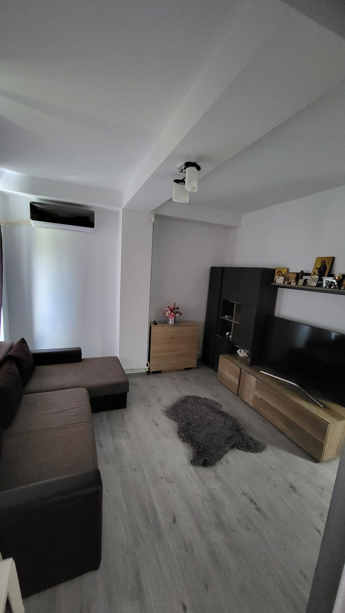 Apartament cu 2 camere micro 21 (mansarda)