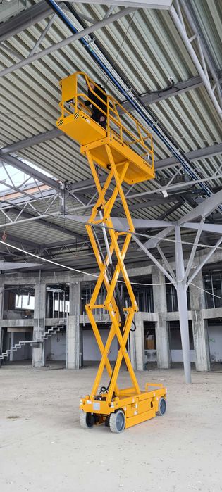 Inchiriere nacela electrica foarfeca - inaltime de lucru 8m