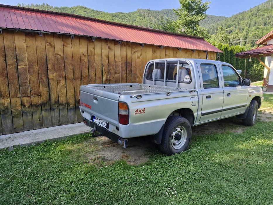 Mazda B2500 Înmatriculat