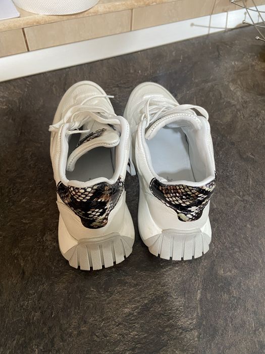Sneakers adidasi dama mas 39