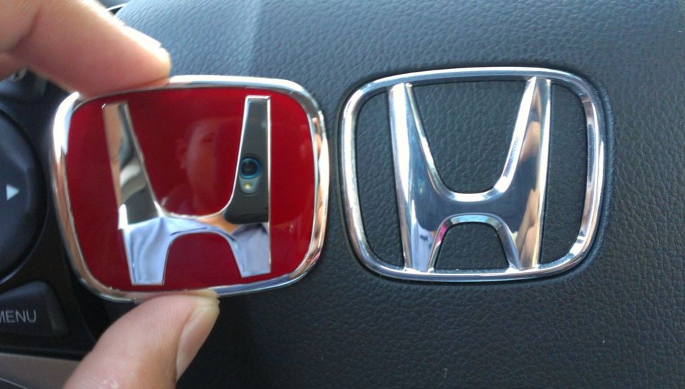 Emblema / sigla / logo autoadeziva volan Honda(Civic,Accord, CRV etc.)