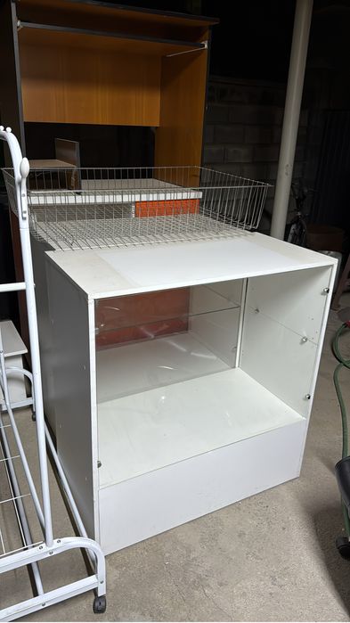 Витражные полки в хорошем состоянии