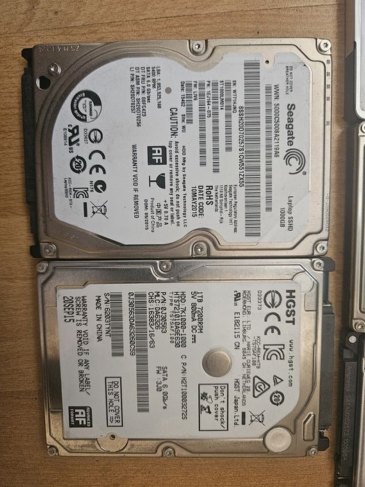 Lot 5 harduri laptop de 1tb-1Tera  100% viata santinel