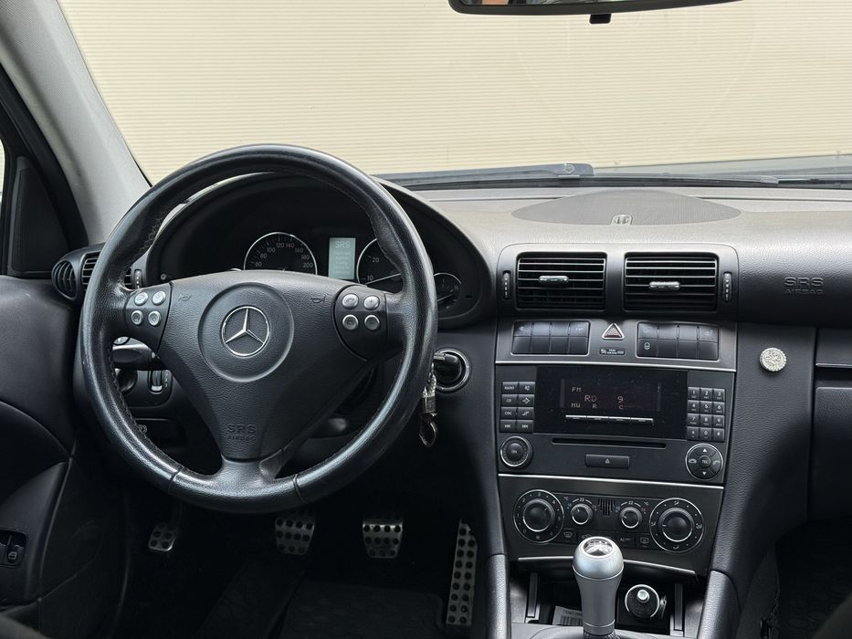 Mercedes C180 coupe CL203