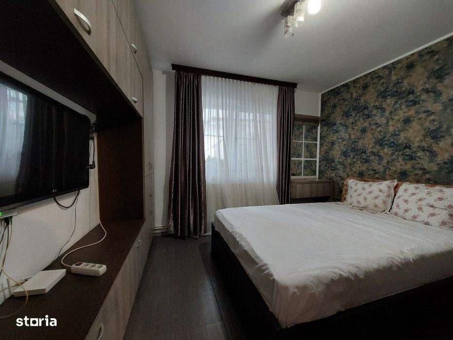 Garsoniera  |  Faleza Nord  |  Universitate