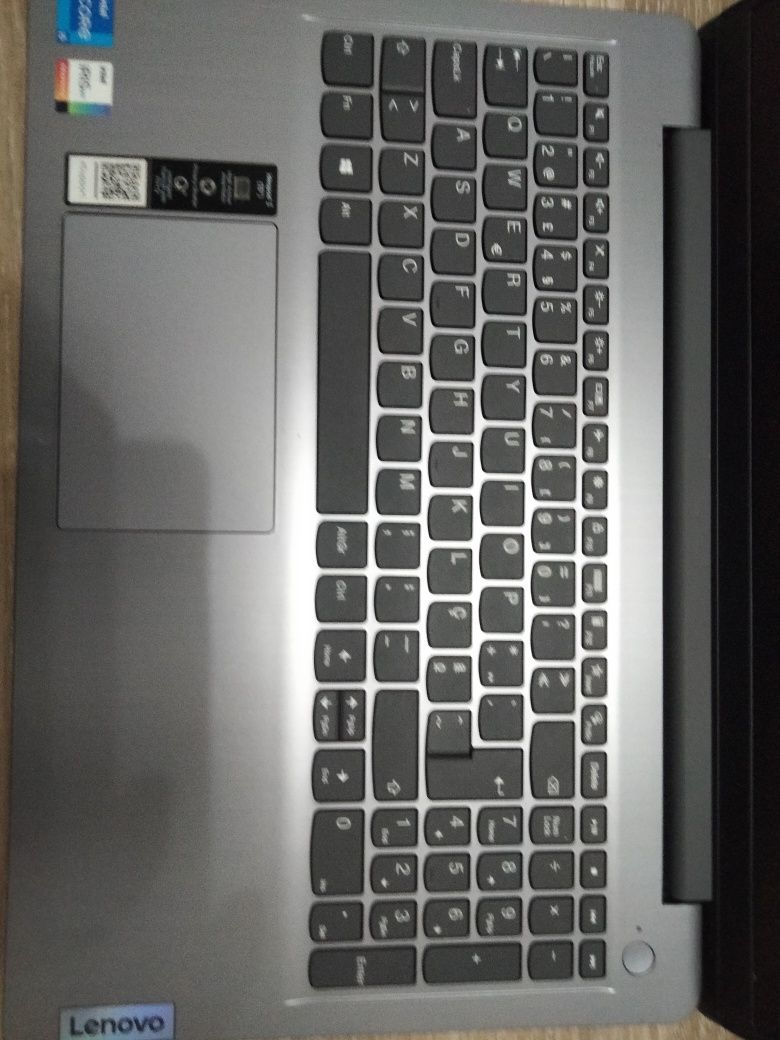 i5 11th gen. Lenovo IdeaPad 3 15ITL6