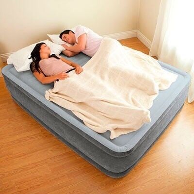 INTEX Тип:Надувная кровать Размерь: 152 ×203 ×56 см Высота спального