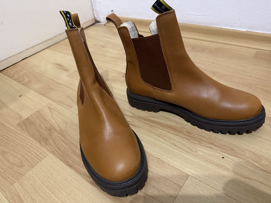 Зимни боти от естествена кожа