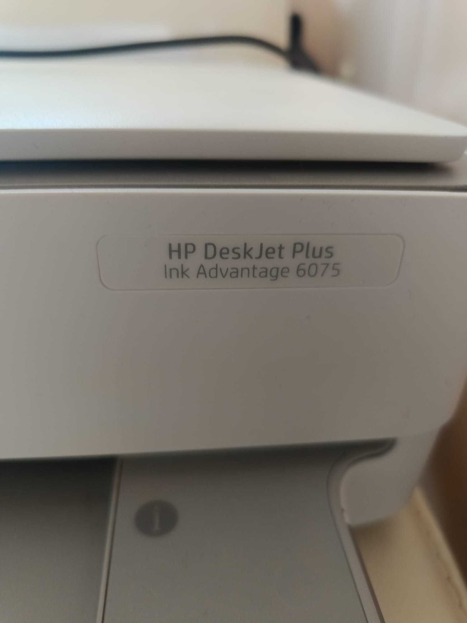 Принтер HP DeskJet Plus Ink Advantage 6075