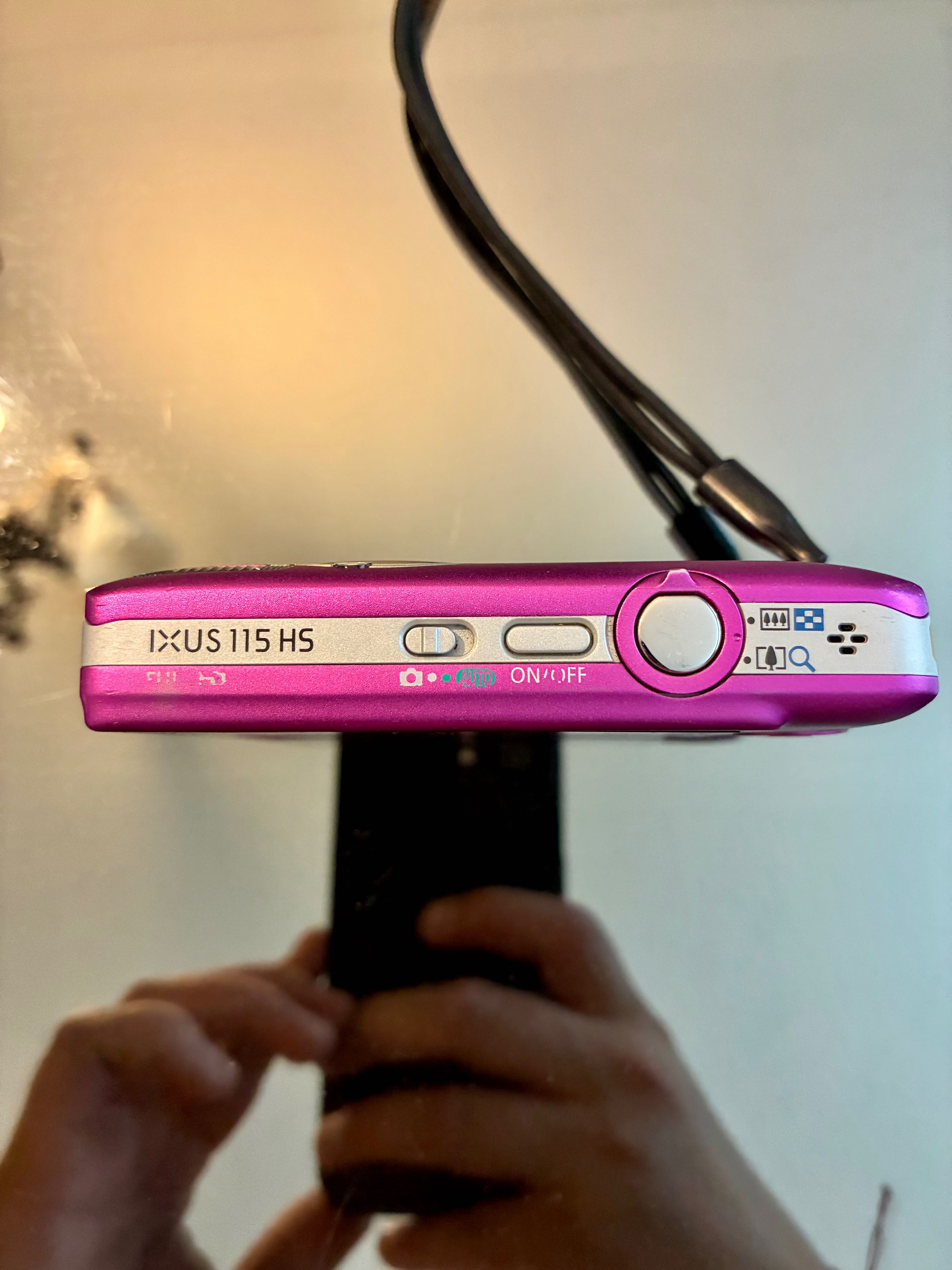 Canon IXUS 115 pink