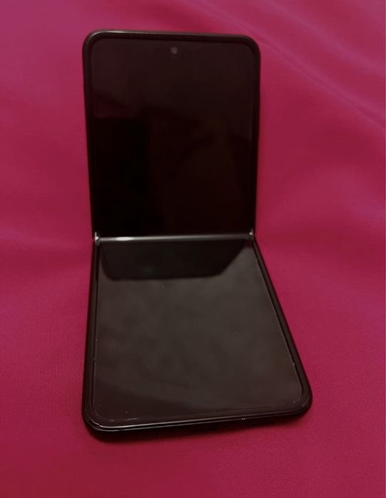 Samsung Z flip 5 , 255 гб