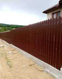 Garduri din plasă bordurată sau din tablă cutată