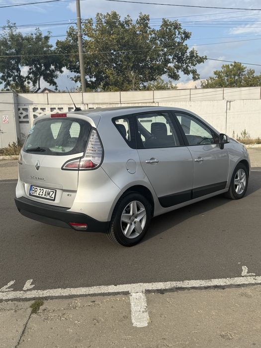 Renault Scenic / 2013 / EURO 5 / 205.000KM