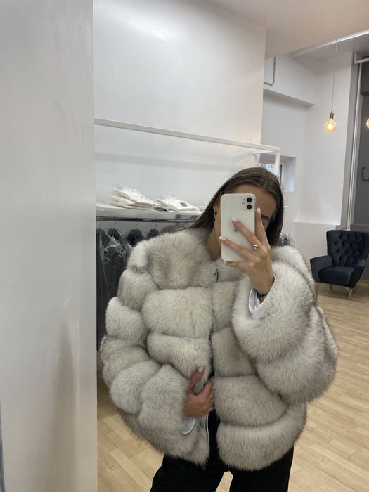 Haina blana naturala - vulpe polara