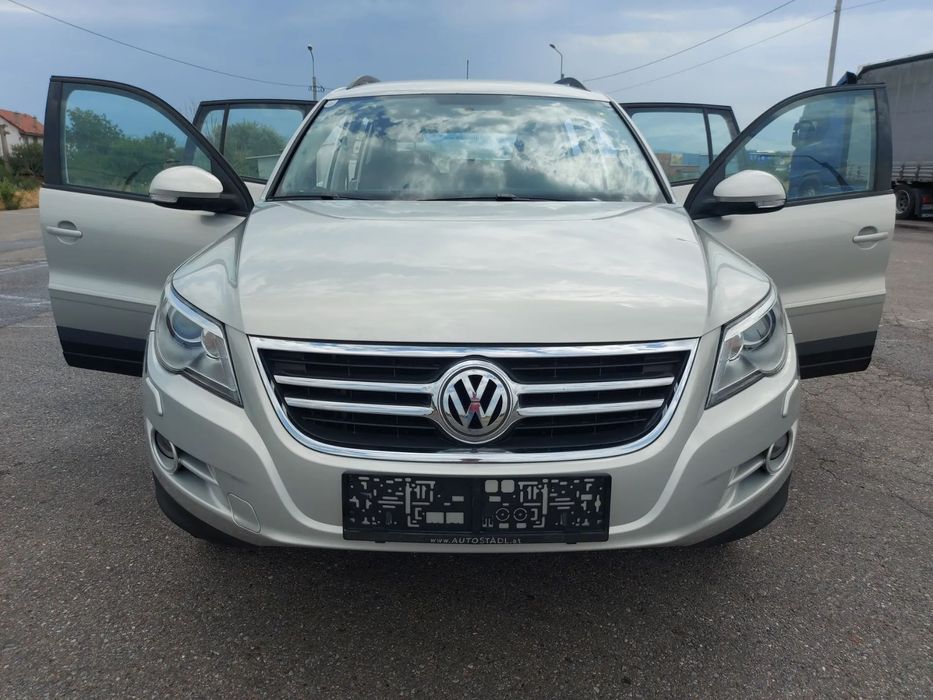 Volkswagen Tiguan VW TIGUAN 4x4 2010 2.0 d Euro 5 CLIMA pilot jante impecabila