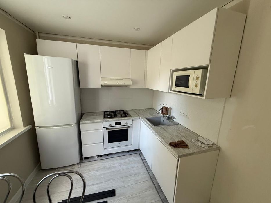 Продаётся кухонный гарнитур