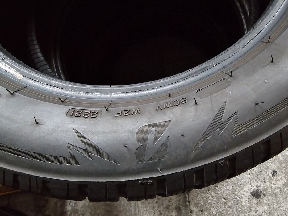 Bridgestone 195/60 R16 89H MS iarnă