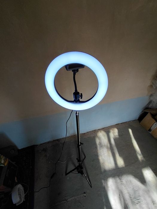 Срочно продаются Тik tok lampa 1.20 см hamma narsasi bilan