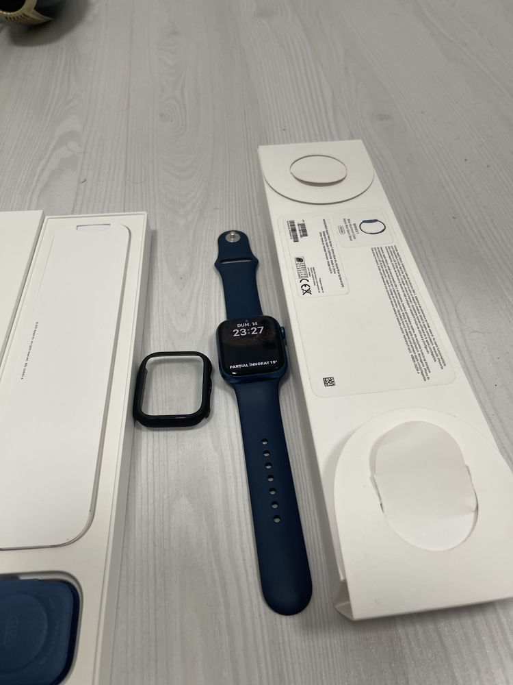 Apple Watch seria 7 45mm