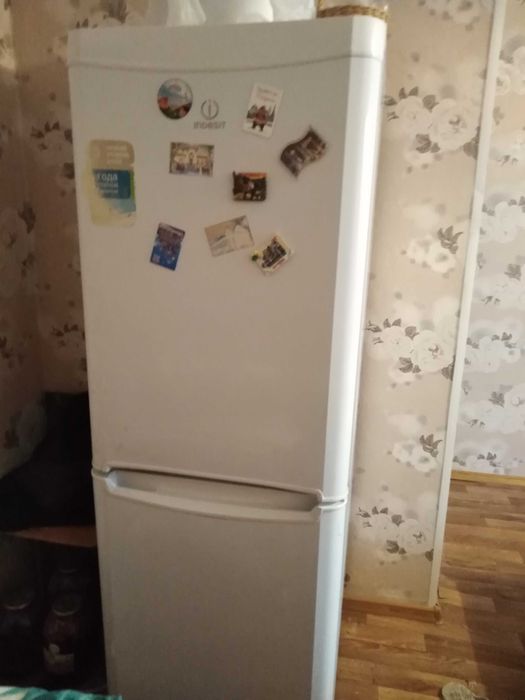 Холодильник б/у на запчасти
