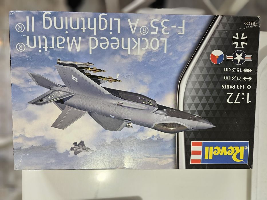 Macheta Revell F 35 Level 4