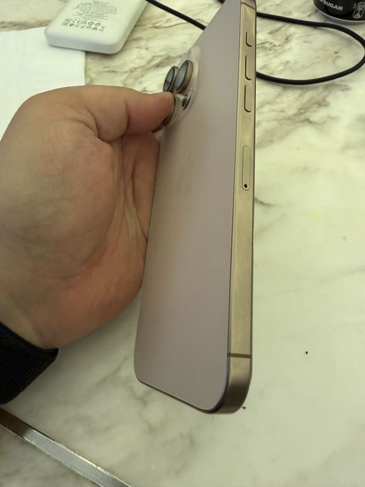 Iphone 16 pro max sim