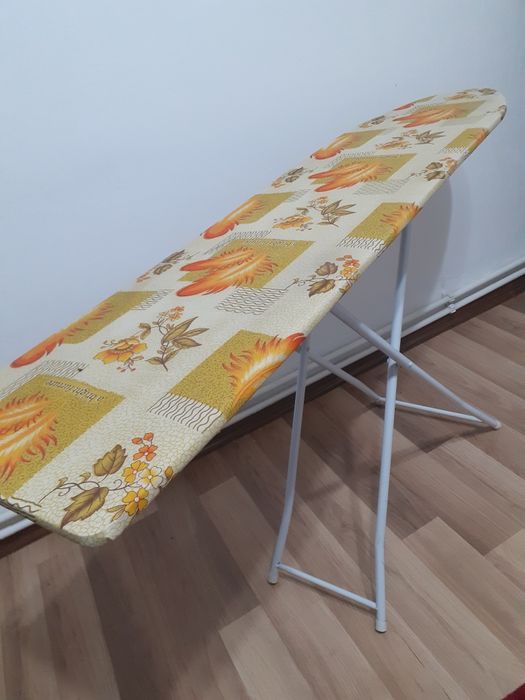 Se vinde masă de călcat