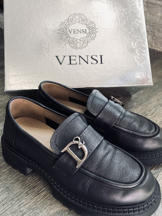 Женские лоферы Vensi