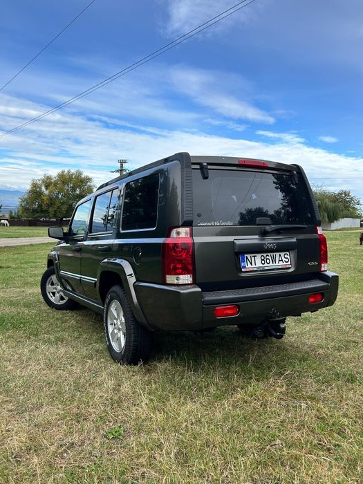 Jeep Commander an 2007 motor 3.0 mercedes autoutilitară (7 locuri).