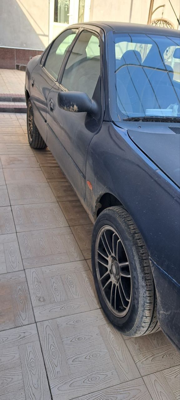 FORD MONDEO в хорошем состоянии