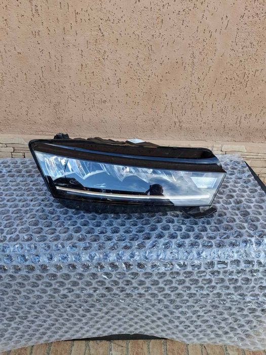 Оригинален фар ШКОДА ОКТАВИЯ 4