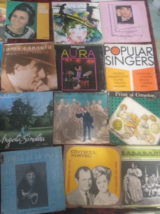 Discuri de vinil cu muzica