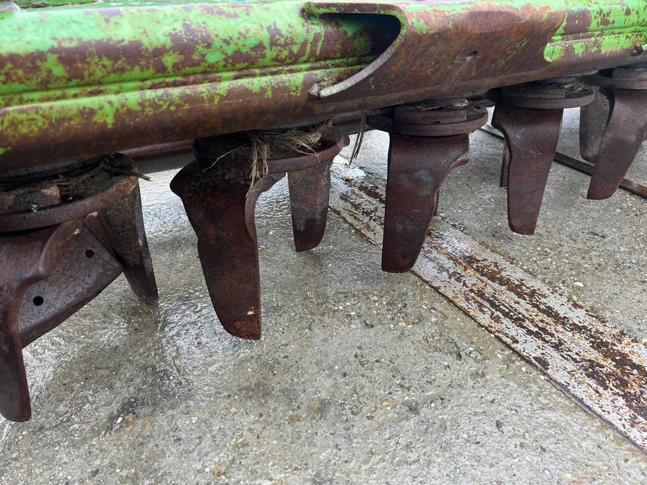 Ротационна фреза Krone – 3 м + скоростна кутия и стойка за сеялка