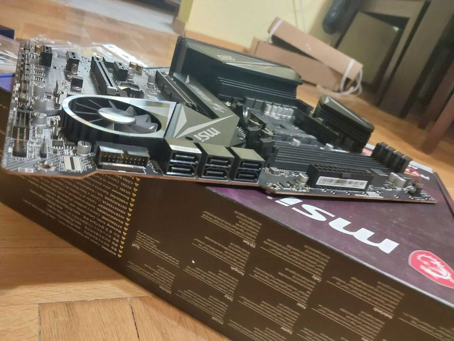 AMD Ryzen 9 5900X + MSI X570 Gaming Edge Wi-Fi