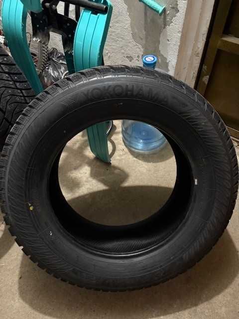 Продам новую резину Yokohama (с шипами)
