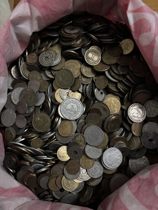 Lot mare de monede straine, 10 kg